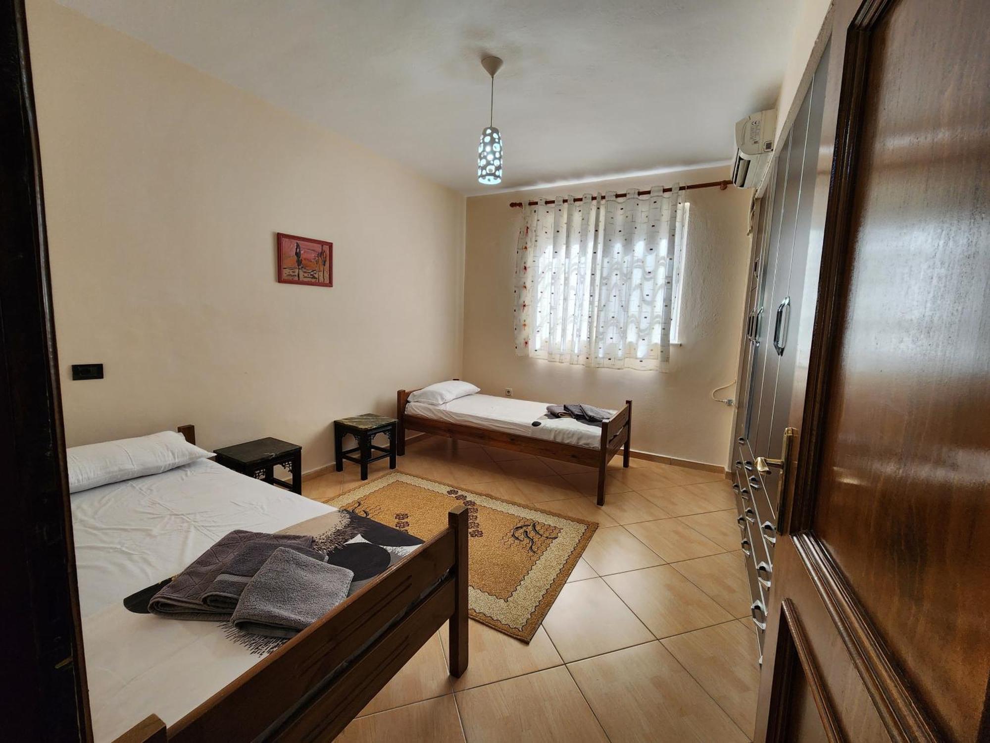 Grace Apartment City Center Tirana Bagian luar foto