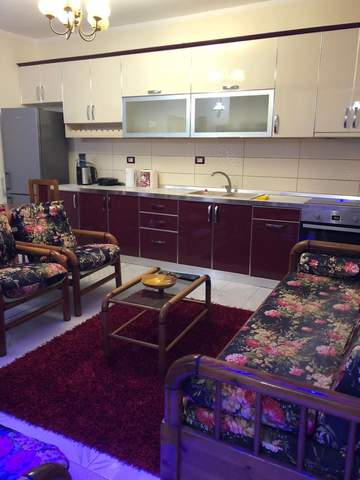Grace Apartment City Center Tirana Bagian luar foto